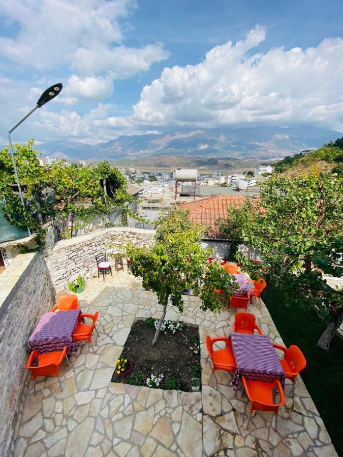 "Mani Guest House" Gjirokaster Exterior photo