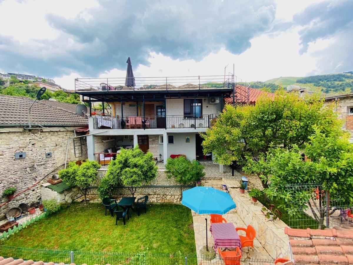 "Mani Guest House" Gjirokaster Exterior photo